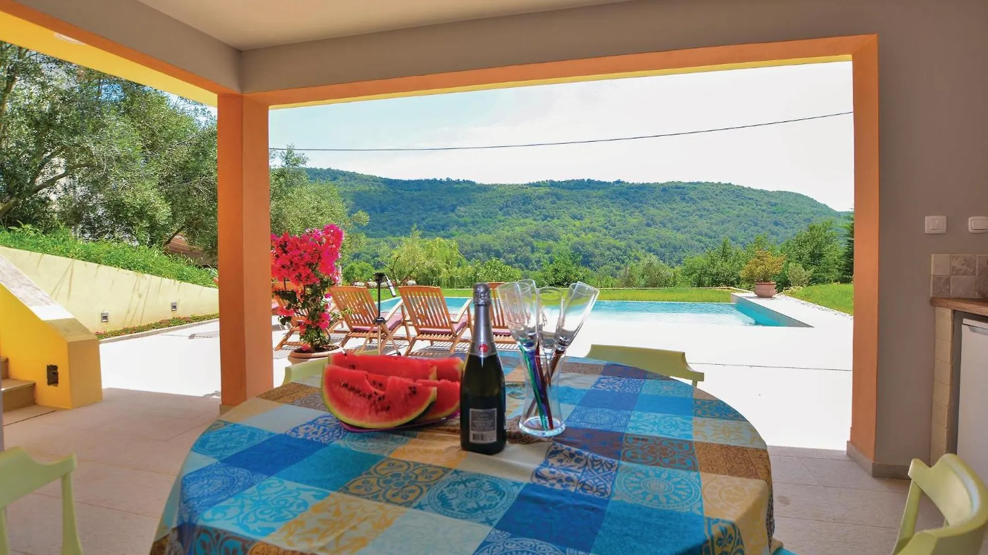 Beautiful Home In Smarje With Kitchen Krkavce