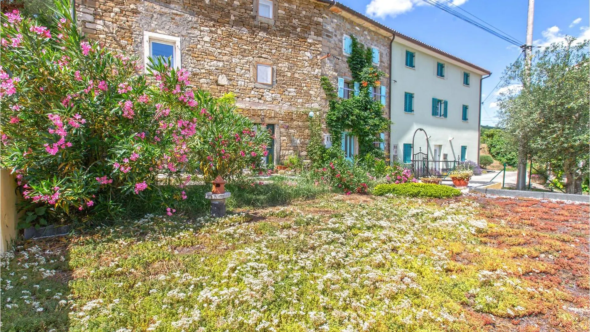 Beautiful Home In Smarje With Kitchen Krkavce